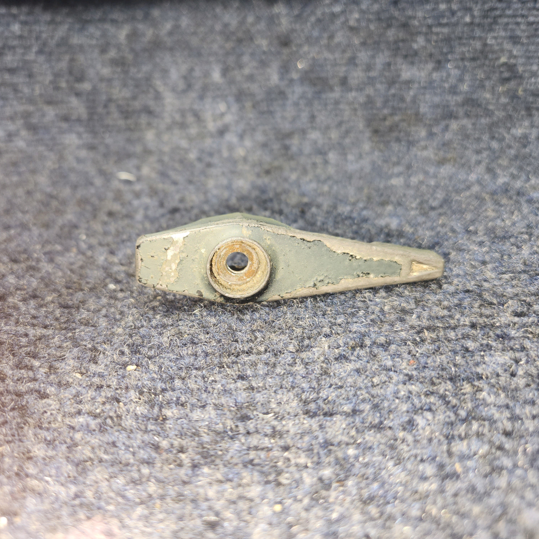 Used aircraft parts for sale, 0411803-3 Cessna C-150J Fuel Shut-Off Valve Handle