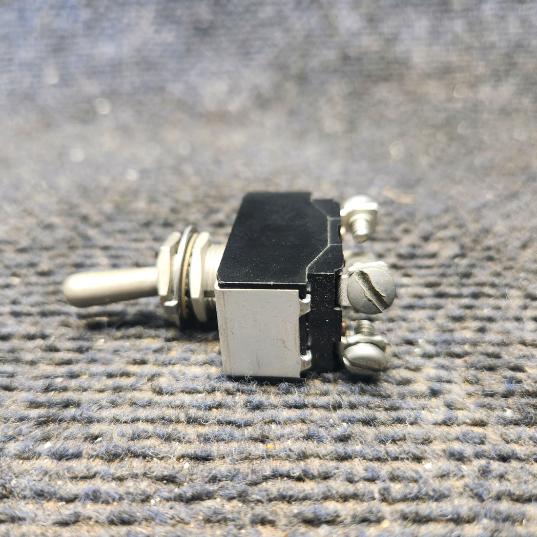 Used aircraft parts for sale, MS35059-22 Eaton Beechcraft 35-33 Cutler-Hammer Toggle Switch