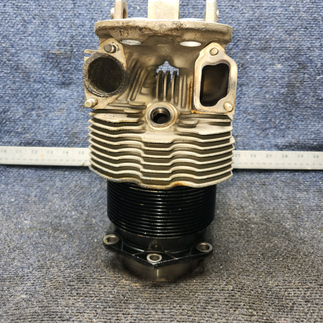 Used aircraft parts for sale, SA10200-A1 Superior O-300 Cessna 172 Cylinder with Valves and Springs