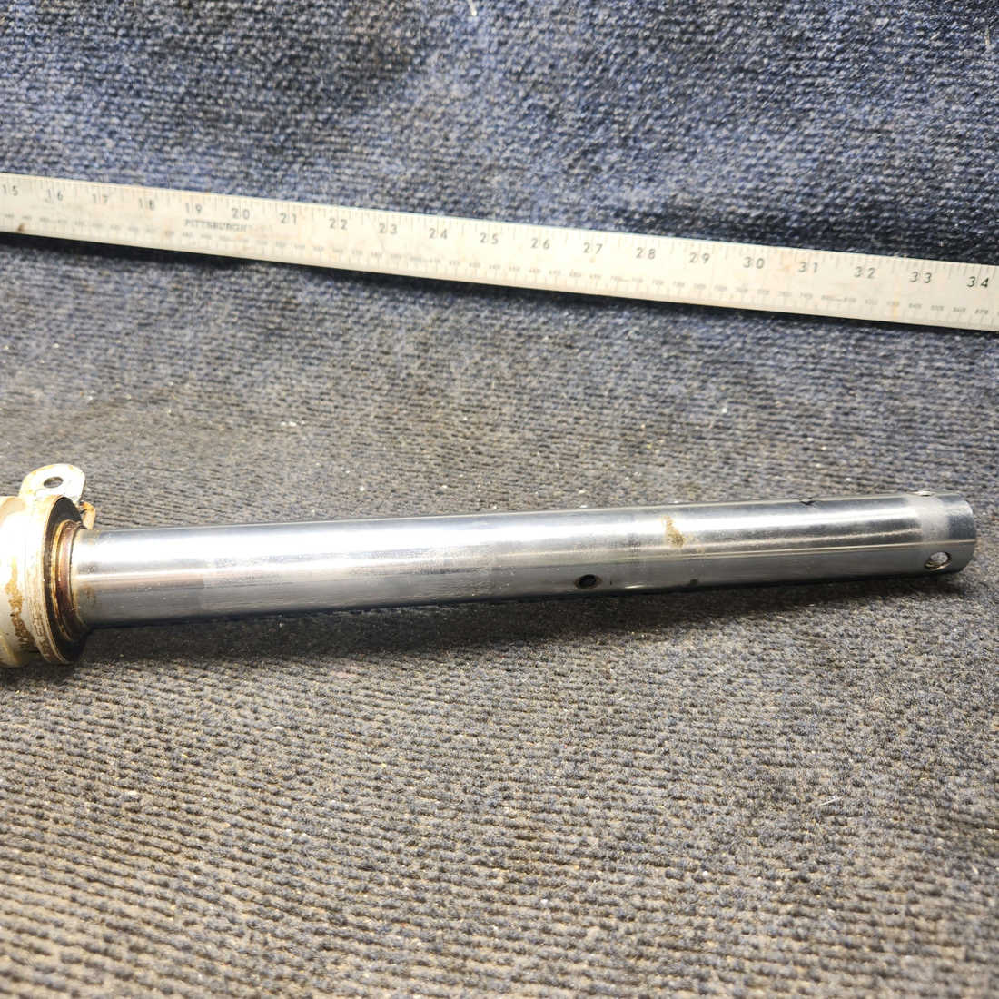 Used aircraft parts for sale, 0760640-1 Cessna 182G Control Tube w Bearing Assy