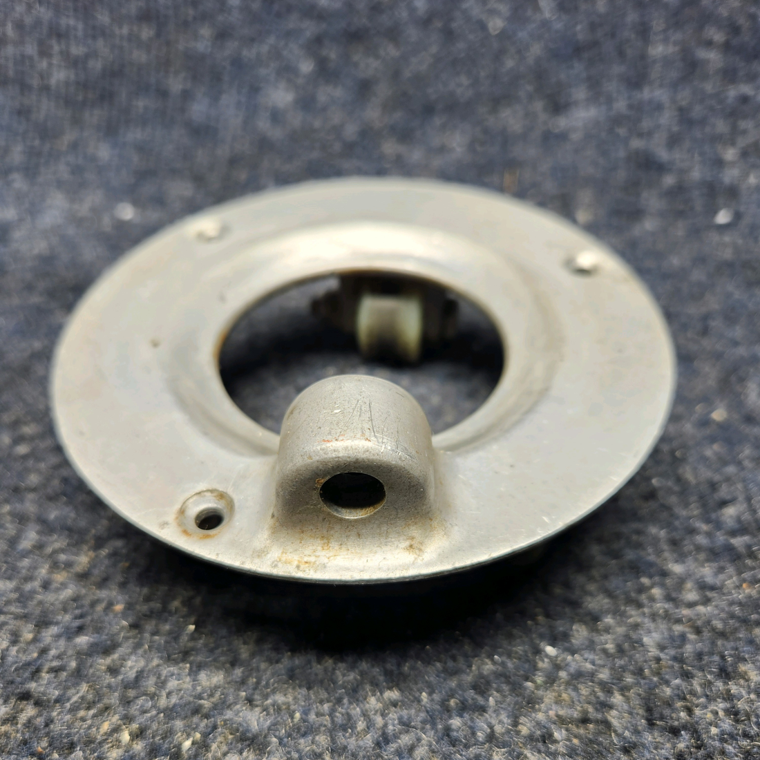 Used aircraft parts for sale, 35-524125 BEECHCRAFT F35 CONTROL COLUMN HANGAR ASSEMBLY