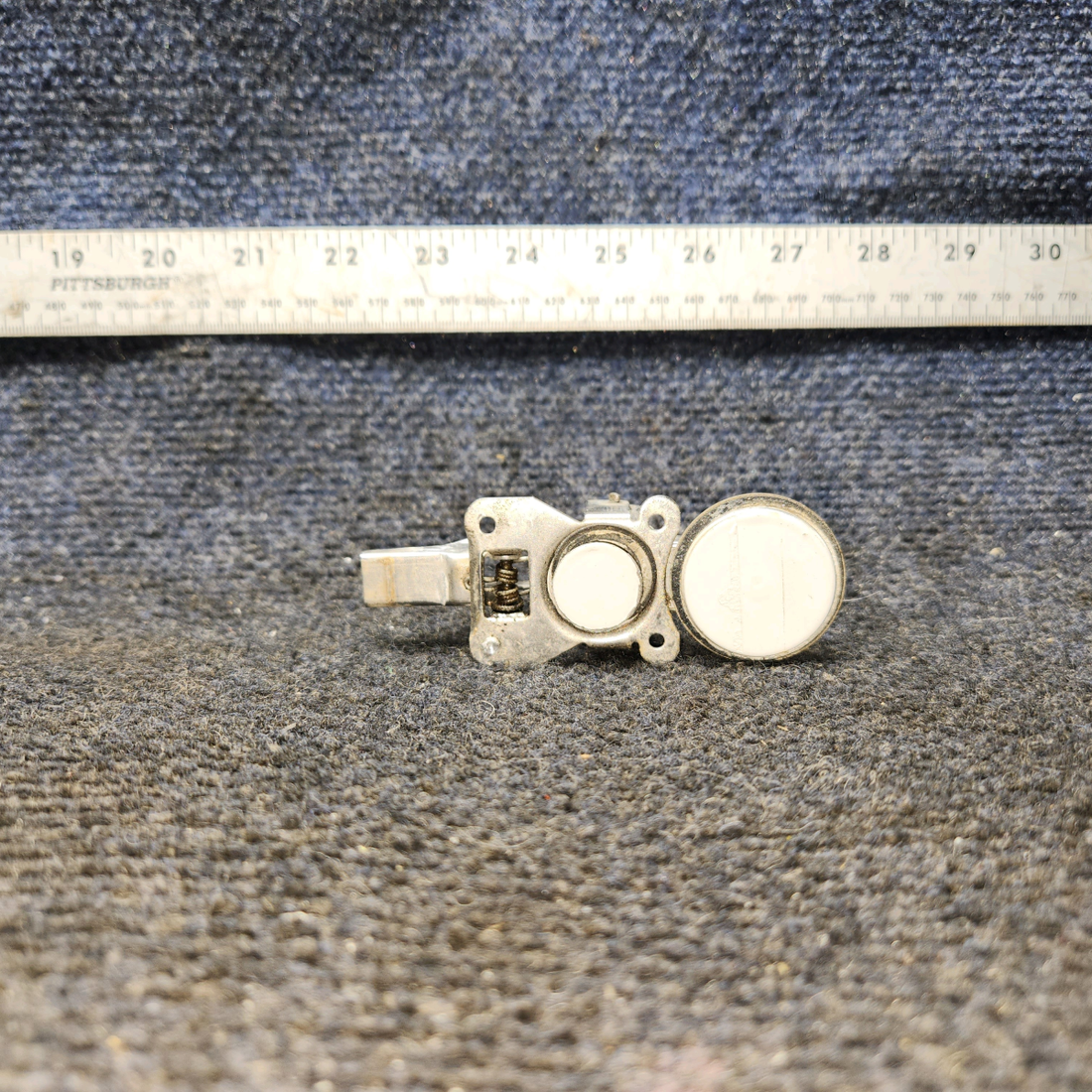Used aircraft parts for sale, S2455-1 Cessna 172P Baggage Door Latch Assembly
