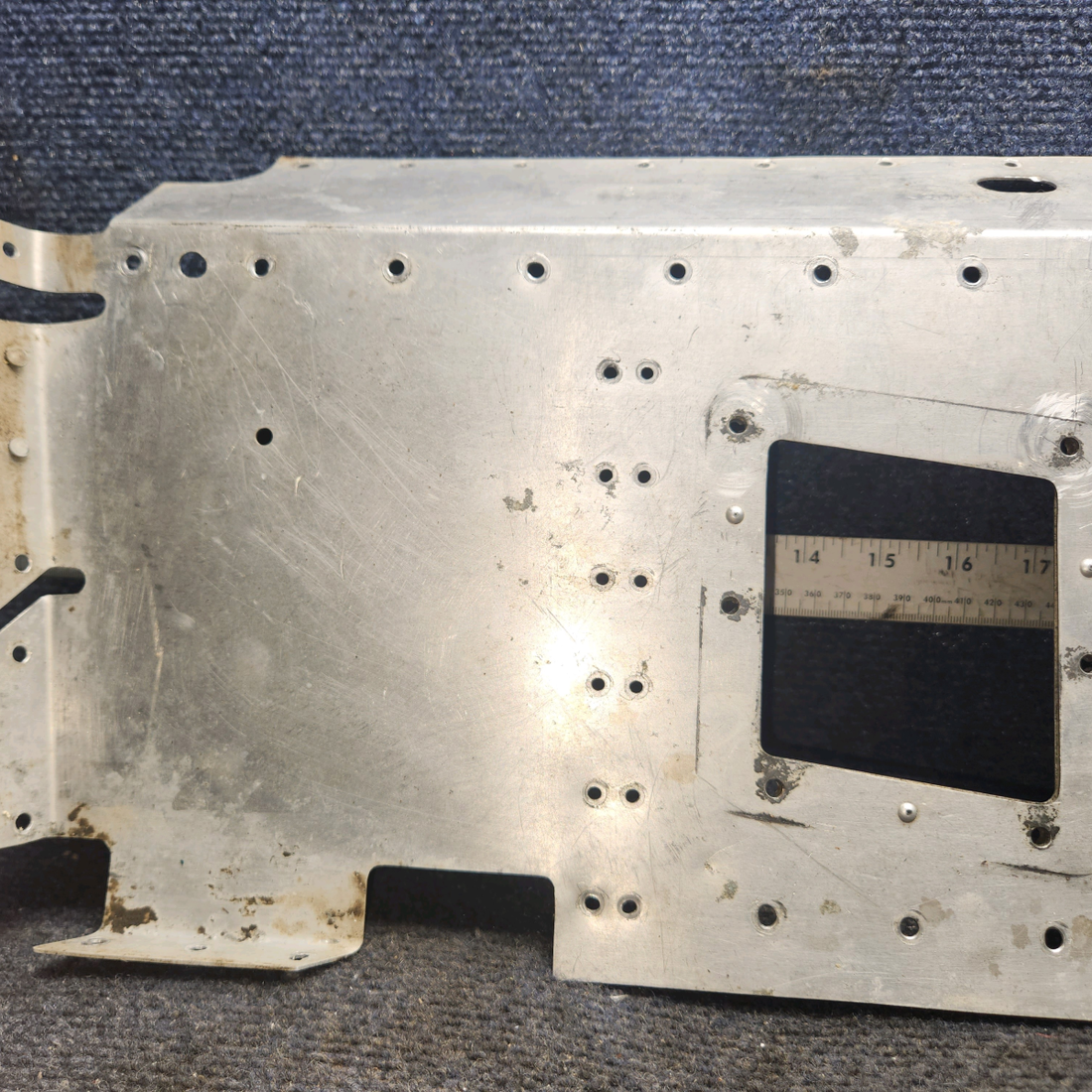 Used aircraft parts for sale, 0411955-5 cessna 150G Landing Gear Floorboard assembly