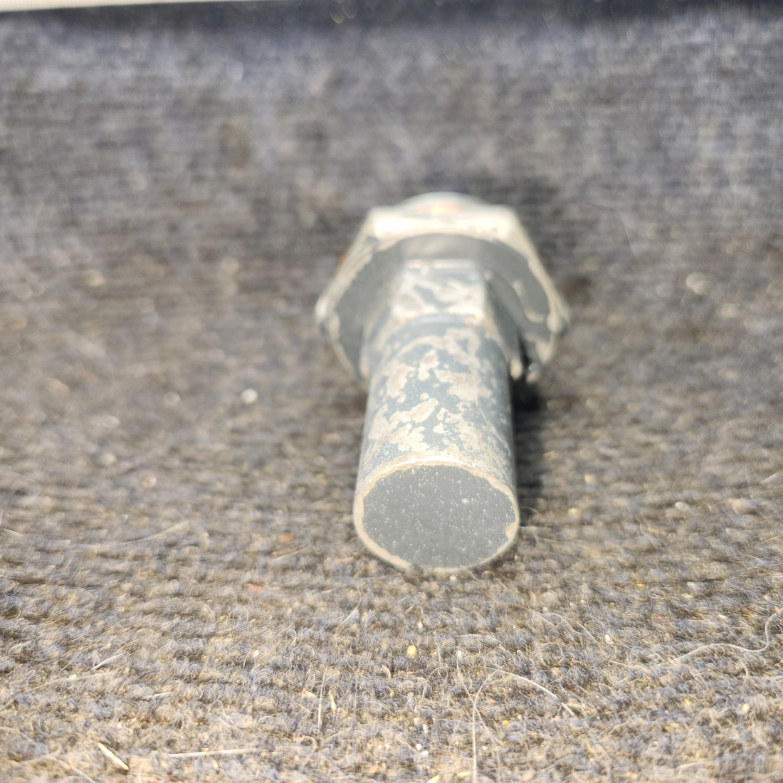 Used aircraft parts for sale, 77808 Lycoming O-320 Piper PA-28-140 Oil Pressure Relief Valve Assembly
