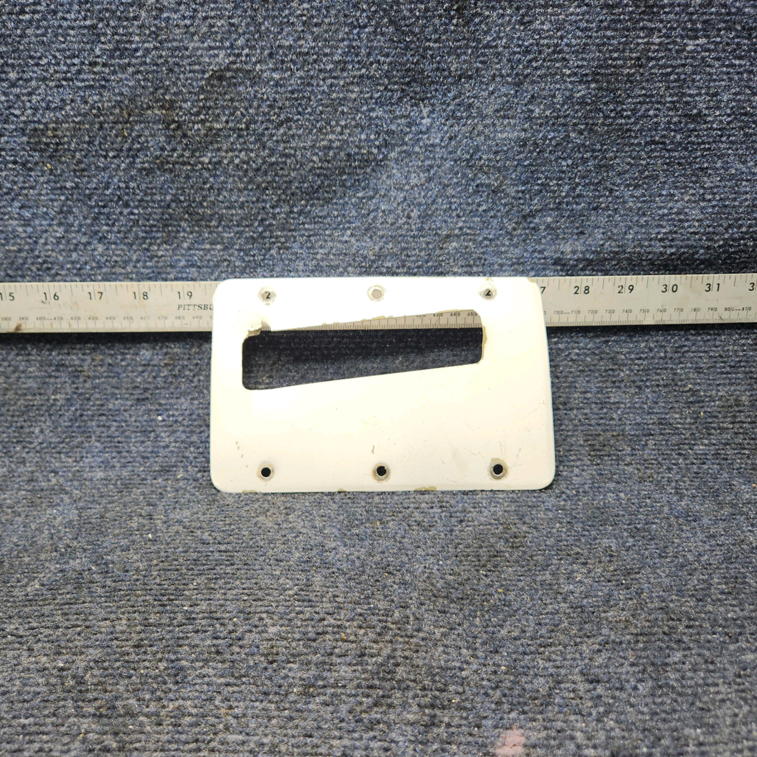 Used aircraft parts for sale, 0441024-1 Cessna C-150J Main Landing Gear Fillet Plate LH
