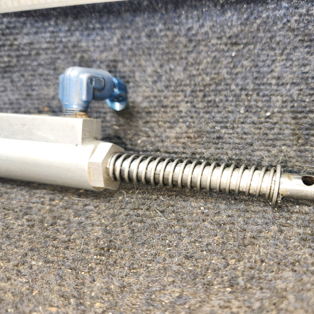 Used aircraft parts for sale, 455-944 Gar-Kenyon 17000 piper PA-28-181 Brake Master Cylinder