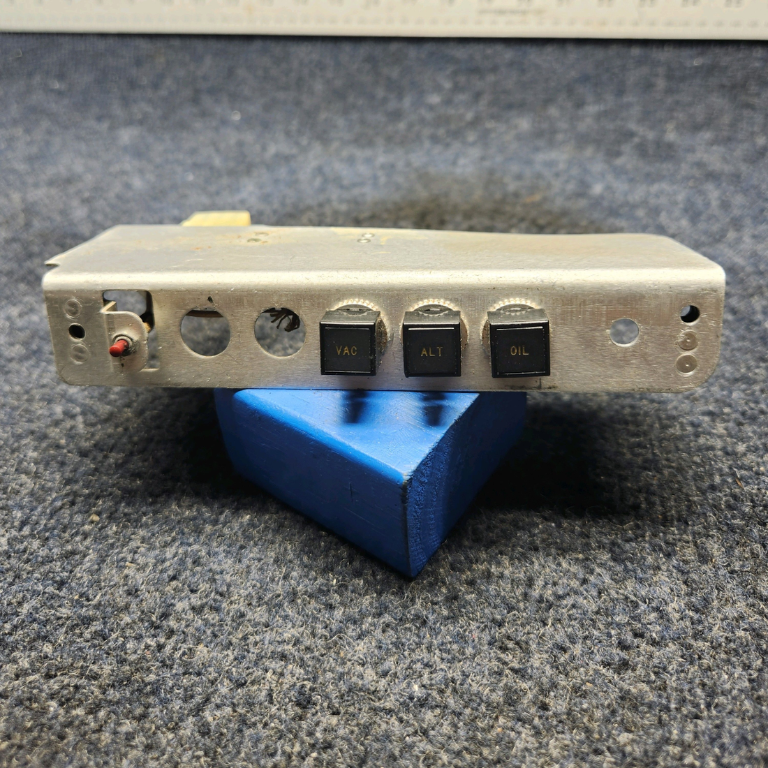 Used aircraft parts for sale, 79333-000 Piper PA32RT-300 ANNUNCIATOR PANEL ASSEMBLY