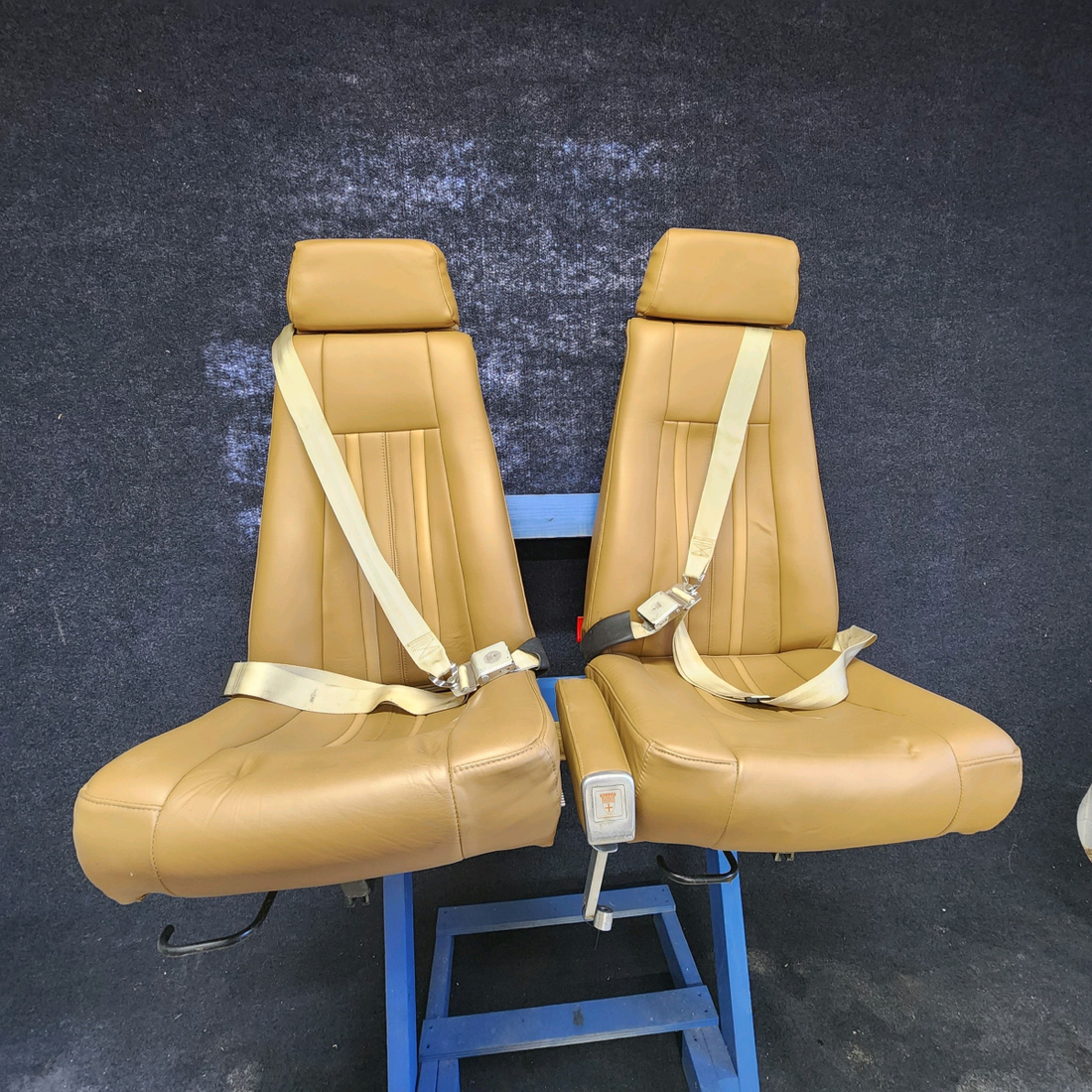 Used aircraft parts for sale, 33-530024 / 33-530041 Beechcraft F33A F33A LEATHER FOUR SEAT AND CARPET "SEE PHOTOS FOR DETAILS":