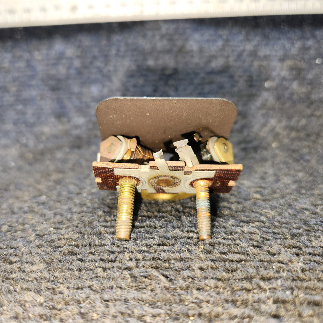 Used aircraft parts for sale, 1518333 Stewart-Warner Beechcraft Fuel Gauge Indicator (12V) Price per each.