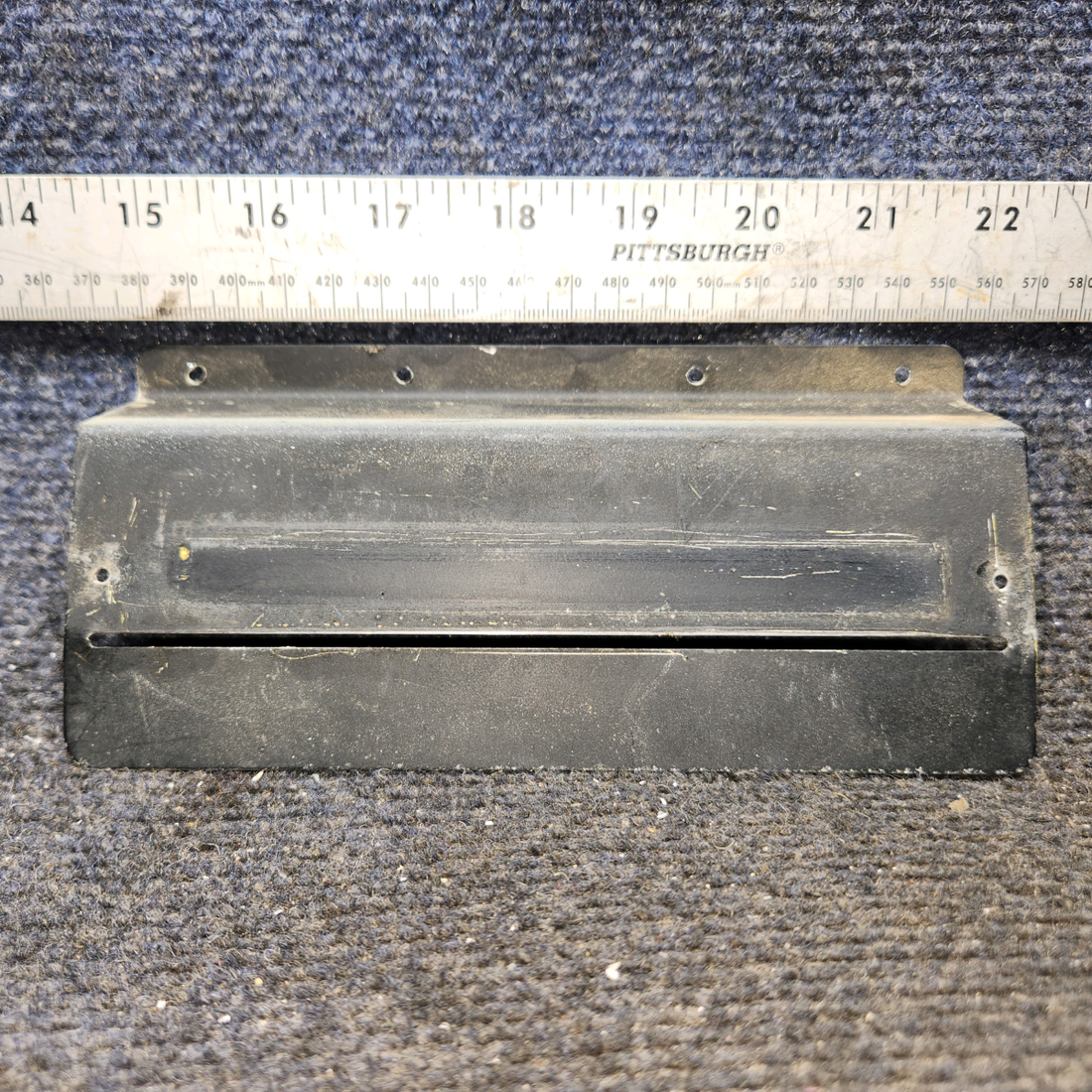 Used aircraft parts for sale, 0413417-3 cessna 150G Flap Position Indicator Cover