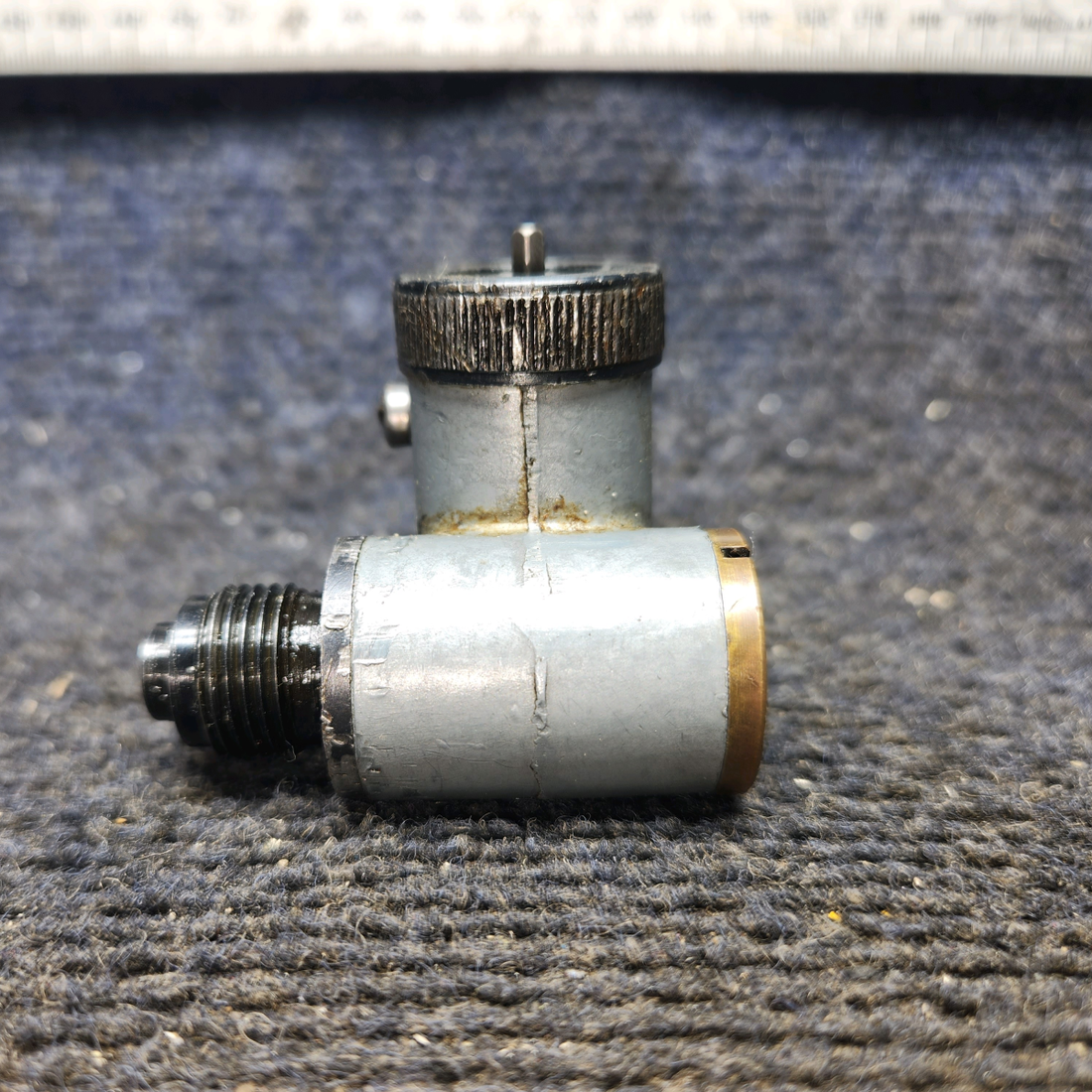 Used aircraft parts for sale, 106301 Continental GO-300 Cessna C175 Tachometer 90 Degree Elbow Cable Adapter