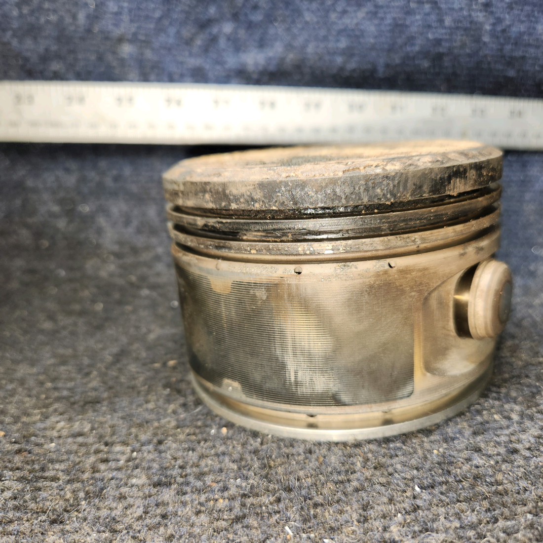 Used aircraft parts for sale, SA10200-A1 Superior O-300 Cessna 172 Cylinder with Valves and Springs