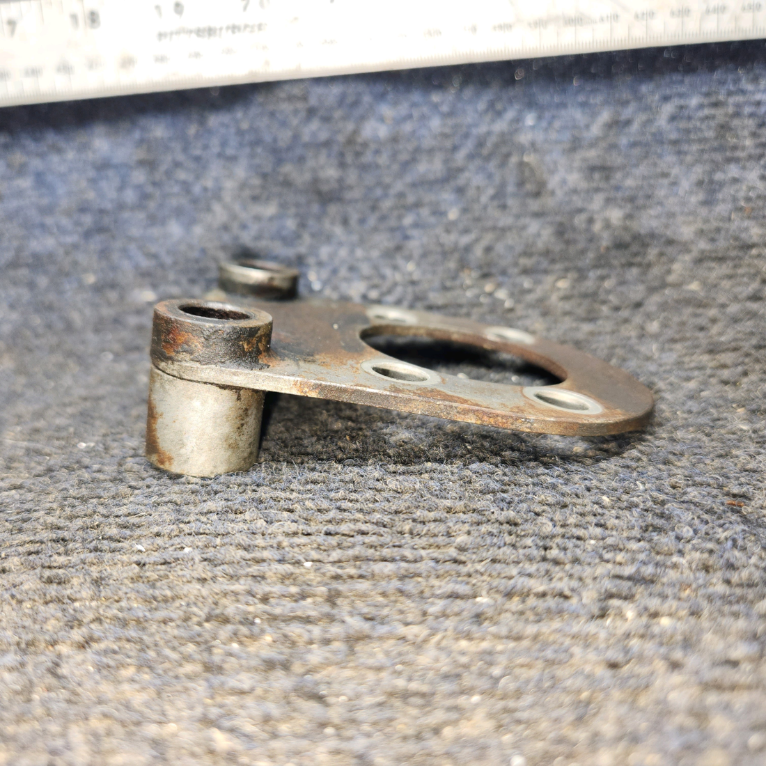 Used aircraft parts for sale, 75-37 cessna 150G Brake Torque Plate