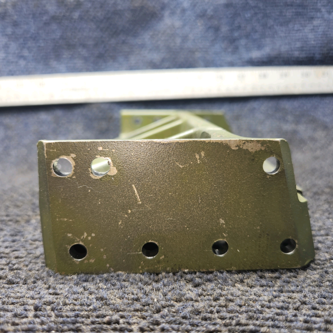 Used aircraft parts for sale, 0541121-2 Cessna 172E Main Gear Support Outboard RH (Zinc Chromate)
