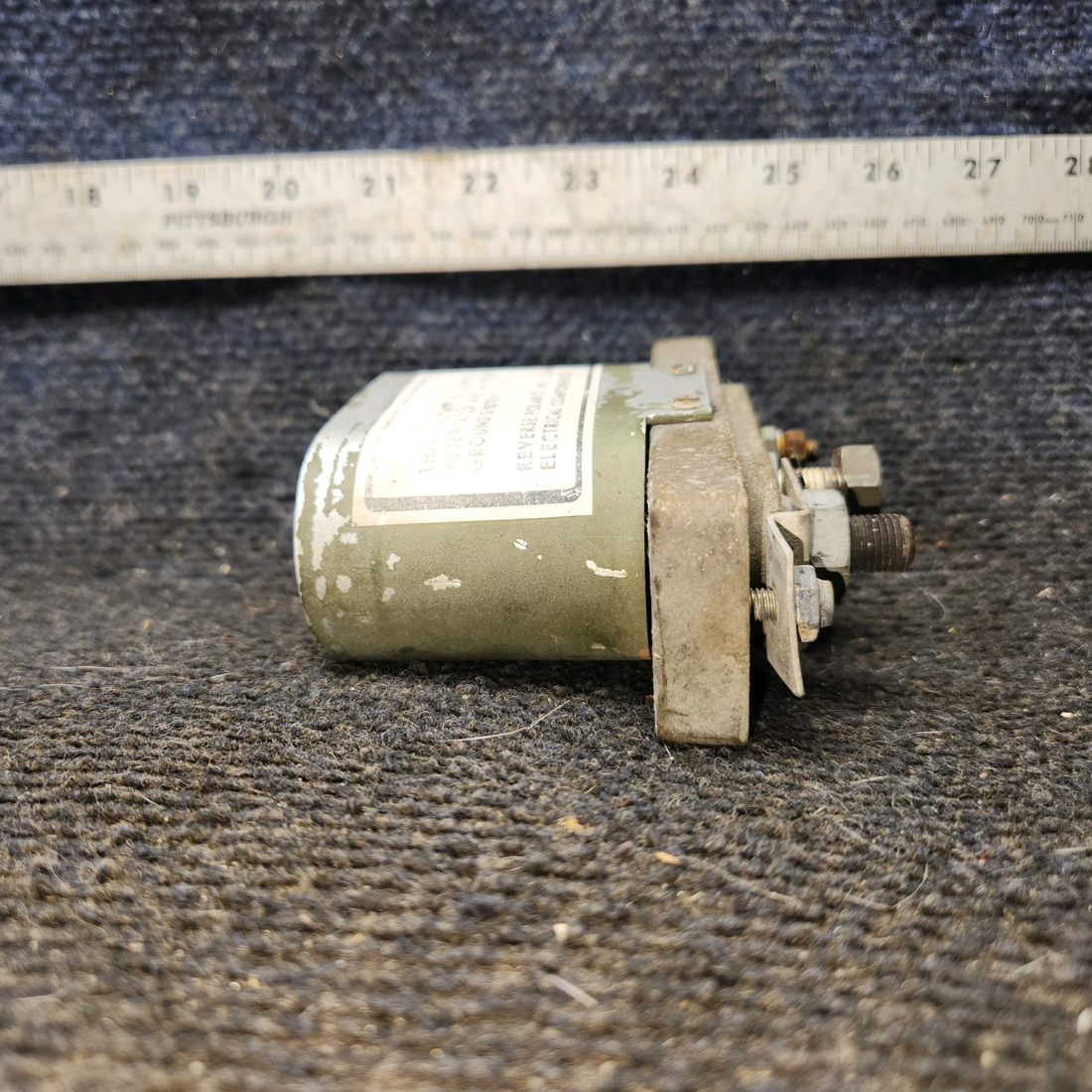 Used aircraft parts for sale, MS3506-1 cessna 172N External Power Receptacle – 12V