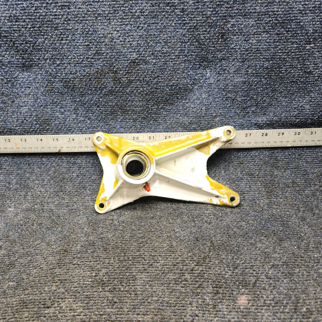 Used aircraft parts for sale, 20757-001 PIPER PA-24-250 Forward Main Gear Attach Fitting RH