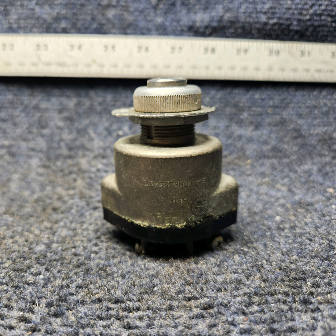 Used aircraft parts for sale, 10-357200-1 Continental Cessna 172RG Ignition Switch.