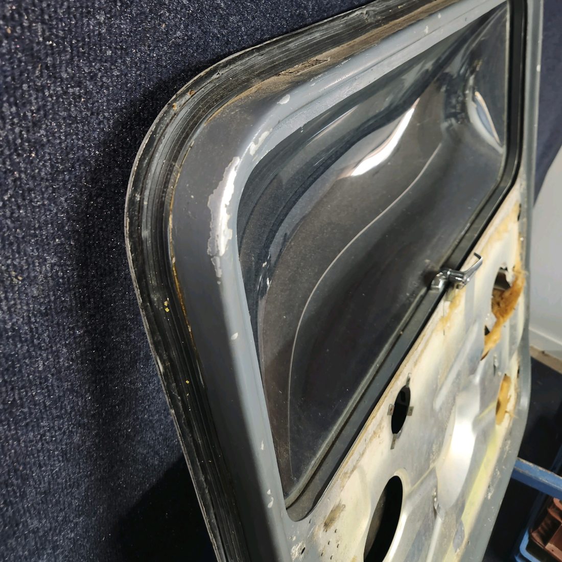 Used aircraft parts for sale, 0511460-1 Cessna 172E Cabin Door Assembly with Bubble Window - LH