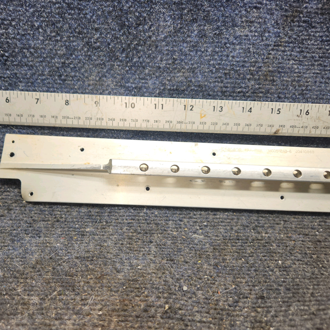 Used aircraft parts for sale, MC0511243-6 cessna 172N Seat Rail – Outboard RH