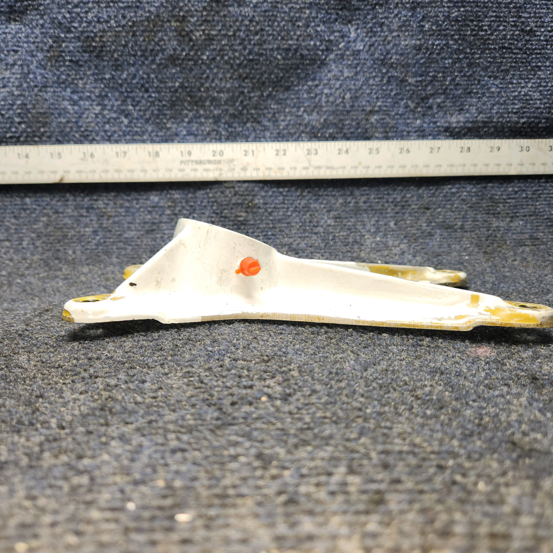 Used aircraft parts for sale, 20757-001 PIPER PA-24-250 Forward Main Gear Attach Fitting RH