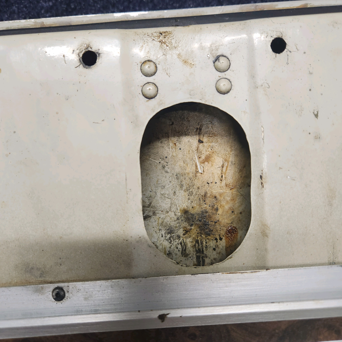 Used aircraft parts for sale, 002-430077-1 Beechcraft F33A LARGE BAGGAGE DOOR STRUCTURE