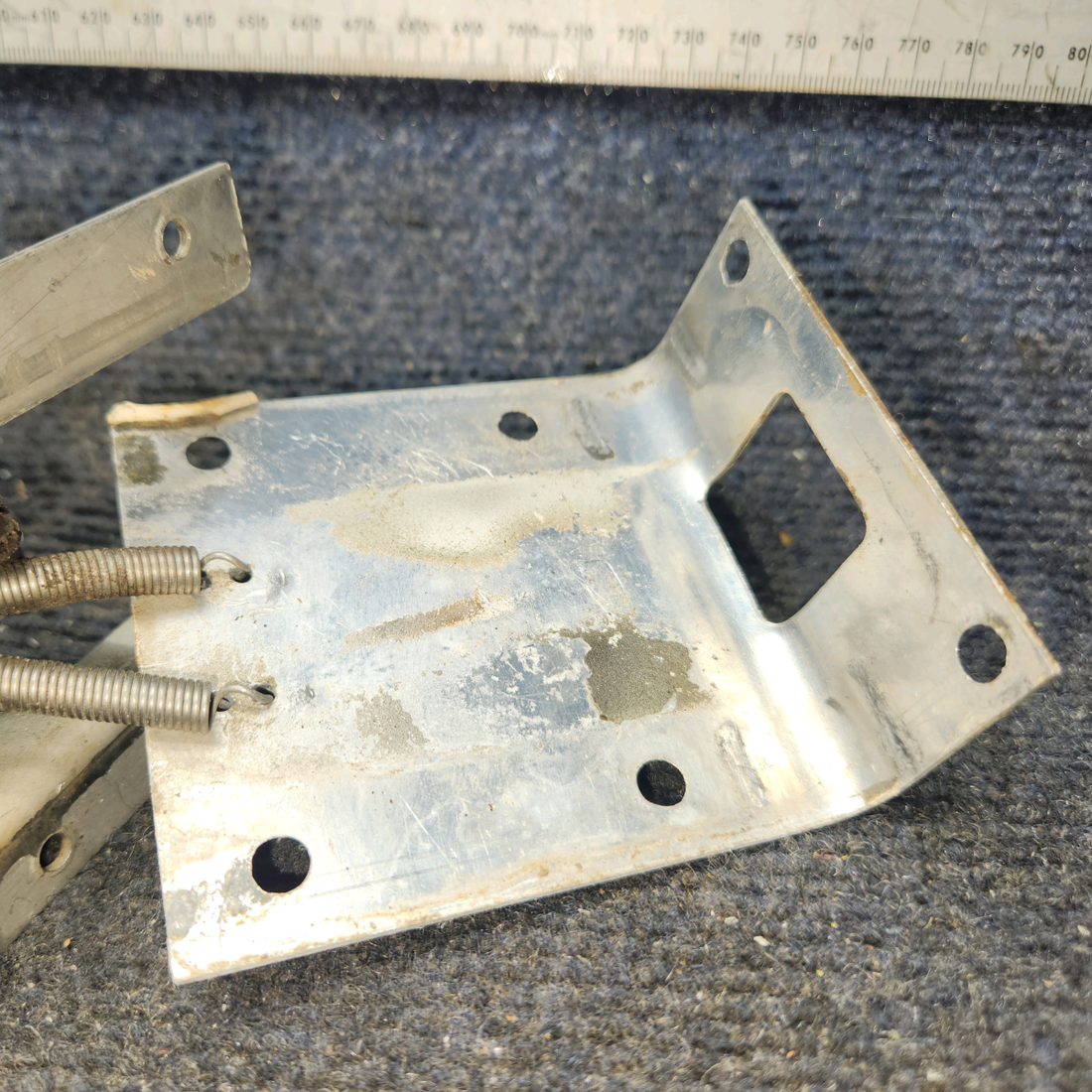 Used aircraft parts for sale, 79515-003 Piper PA32RT-300 Cabin Door Latch Assembly