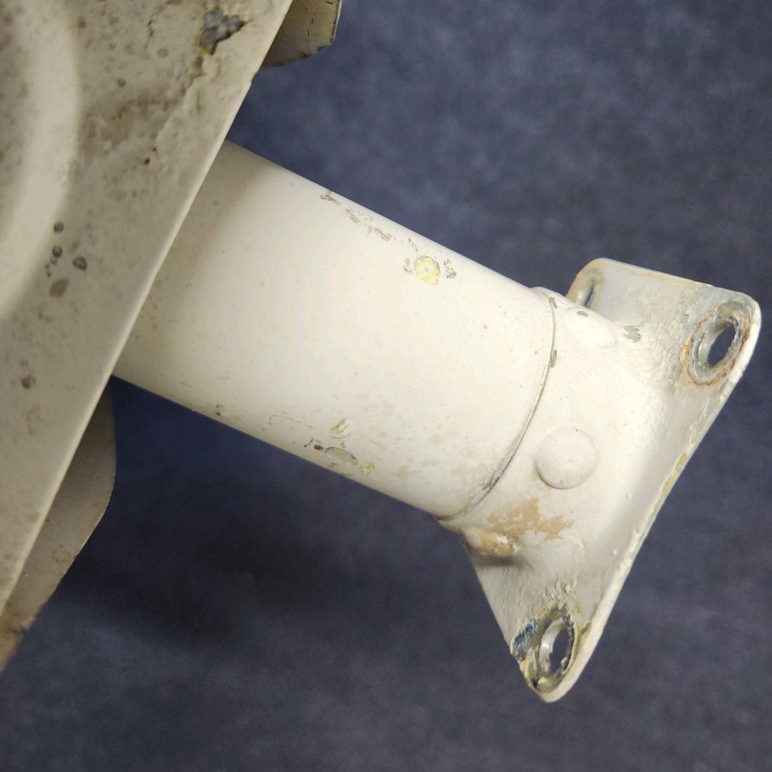 Used aircraft parts for sale, 2432000-200 CESSNA C172RG ELEVATOR ASSEMBLY RH W/ TRIM TAB