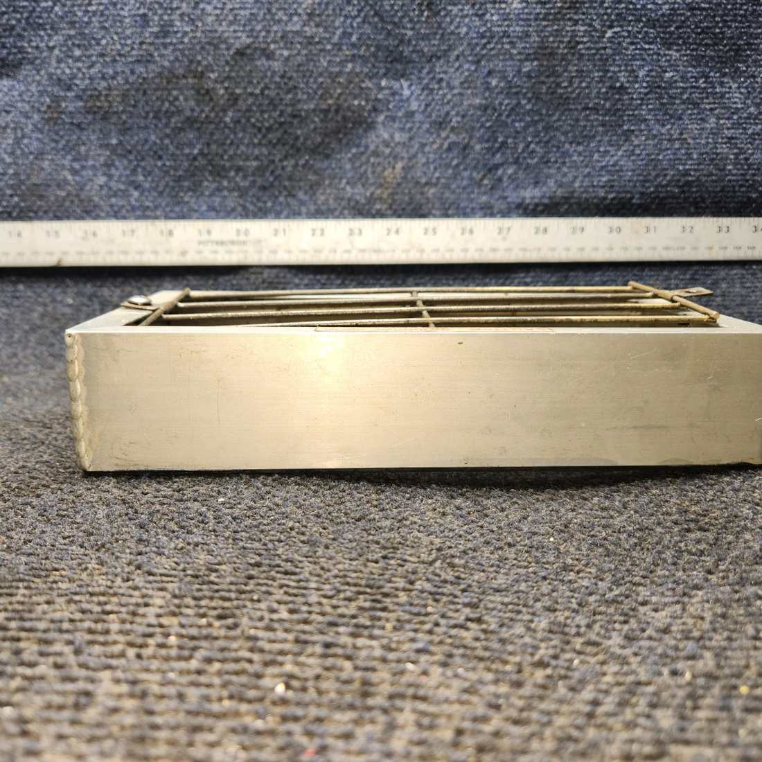 Used aircraft parts for sale, BA7110 BEECHCRAFT F35 Brackett Air Filter Assembly