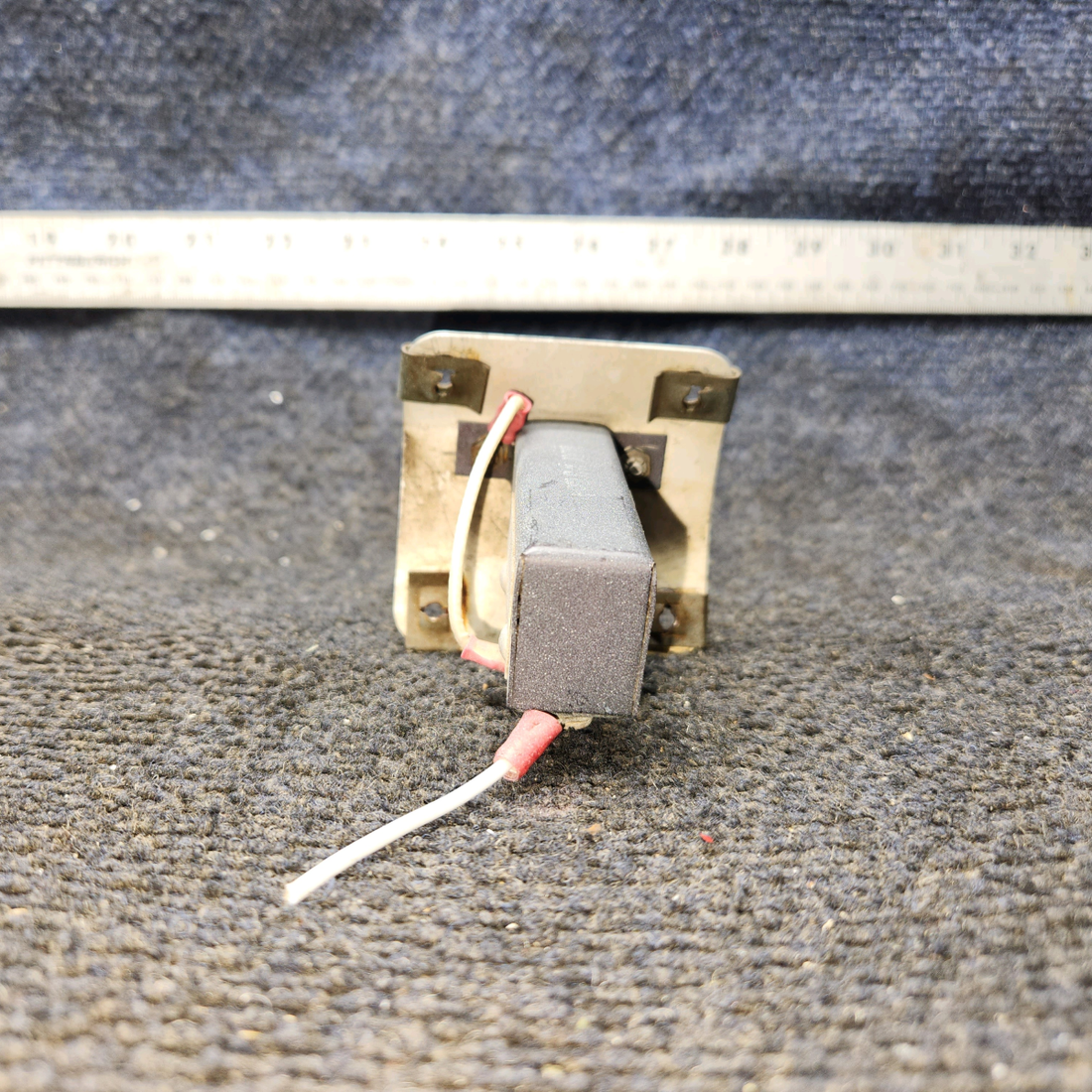 Used aircraft parts for sale, 150 Safe Flight Instruments Cessna 182G Lift Detector Assembly