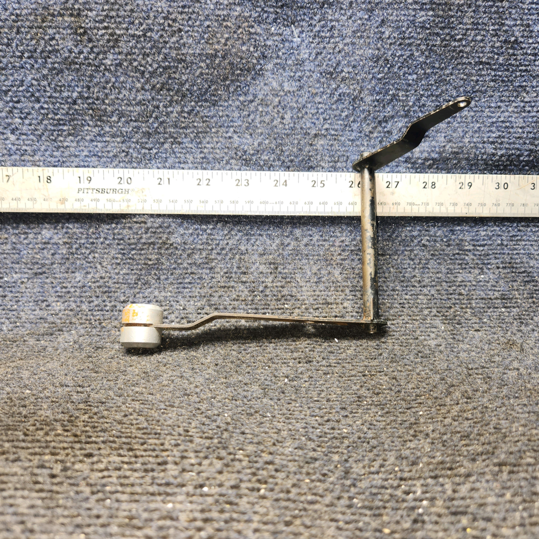 Used aircraft parts for sale, 38175-000 Piper PA32RT-300 Landing Gear Handle Assy