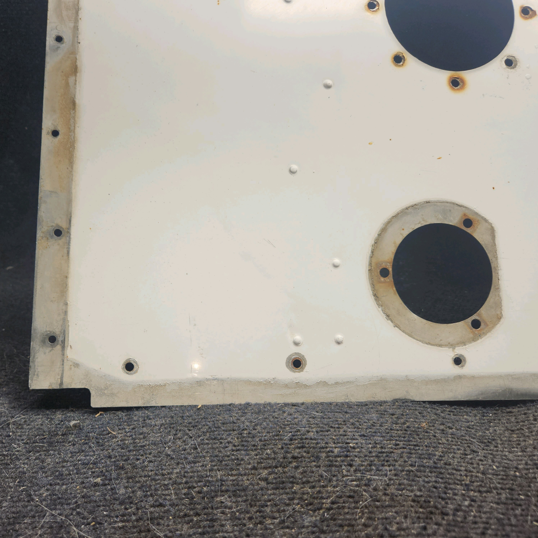 Used aircraft parts for sale, 0426511-7 cessna 150G Fuel Tank Cover Assembly - RH