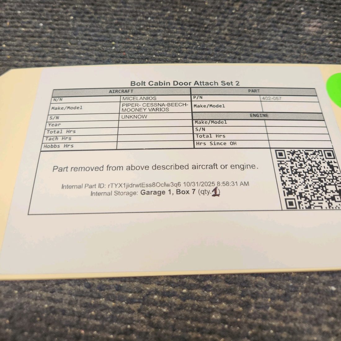 Used aircraft parts for sale, 402-057 Piper PA28 Door Cabin Attach Bolt Set 2