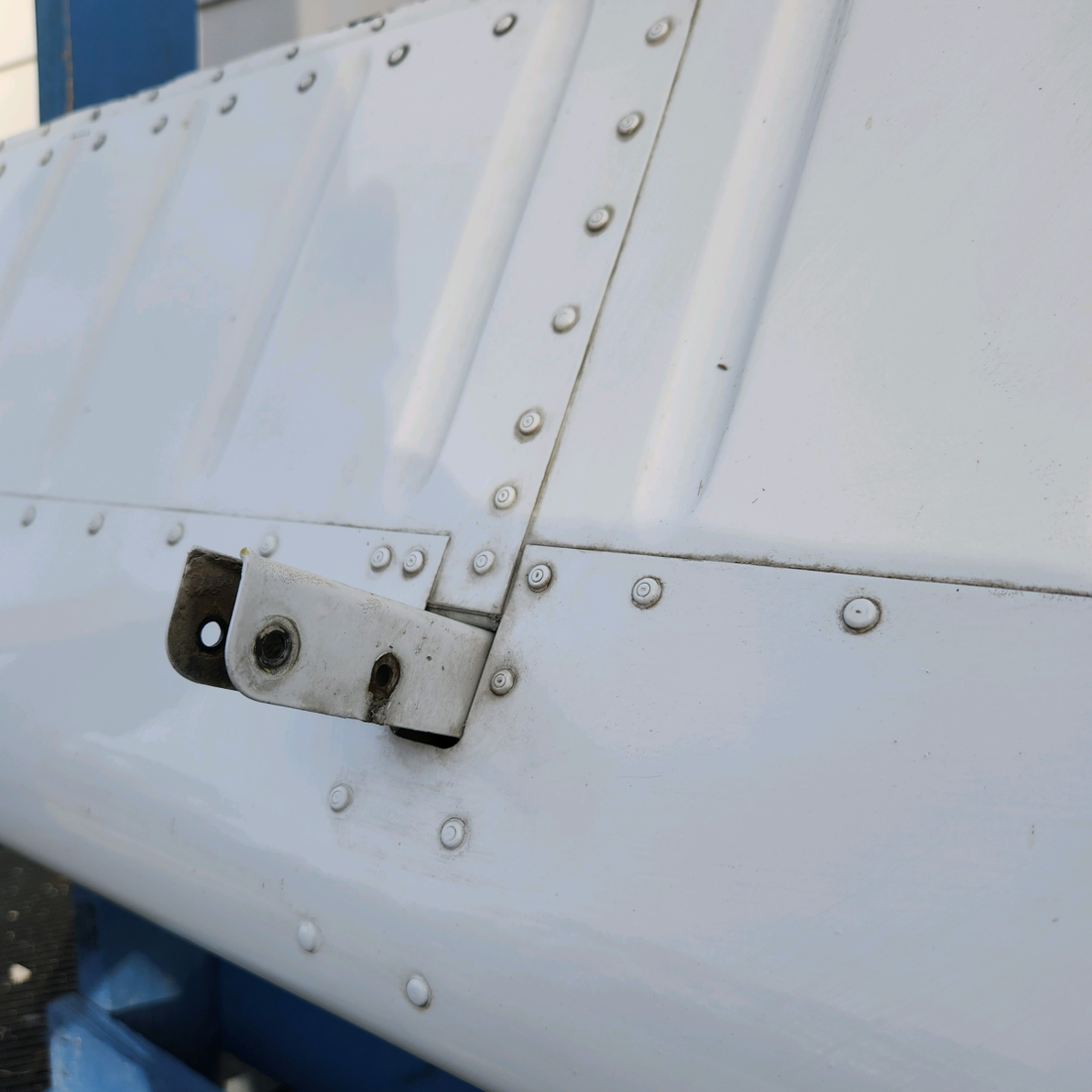 Used aircraft parts for sale, 65590-001 PIPER PA28-161 Warrior III FLAP ASSEMBLY RH HAVE CRACK INDBOARD