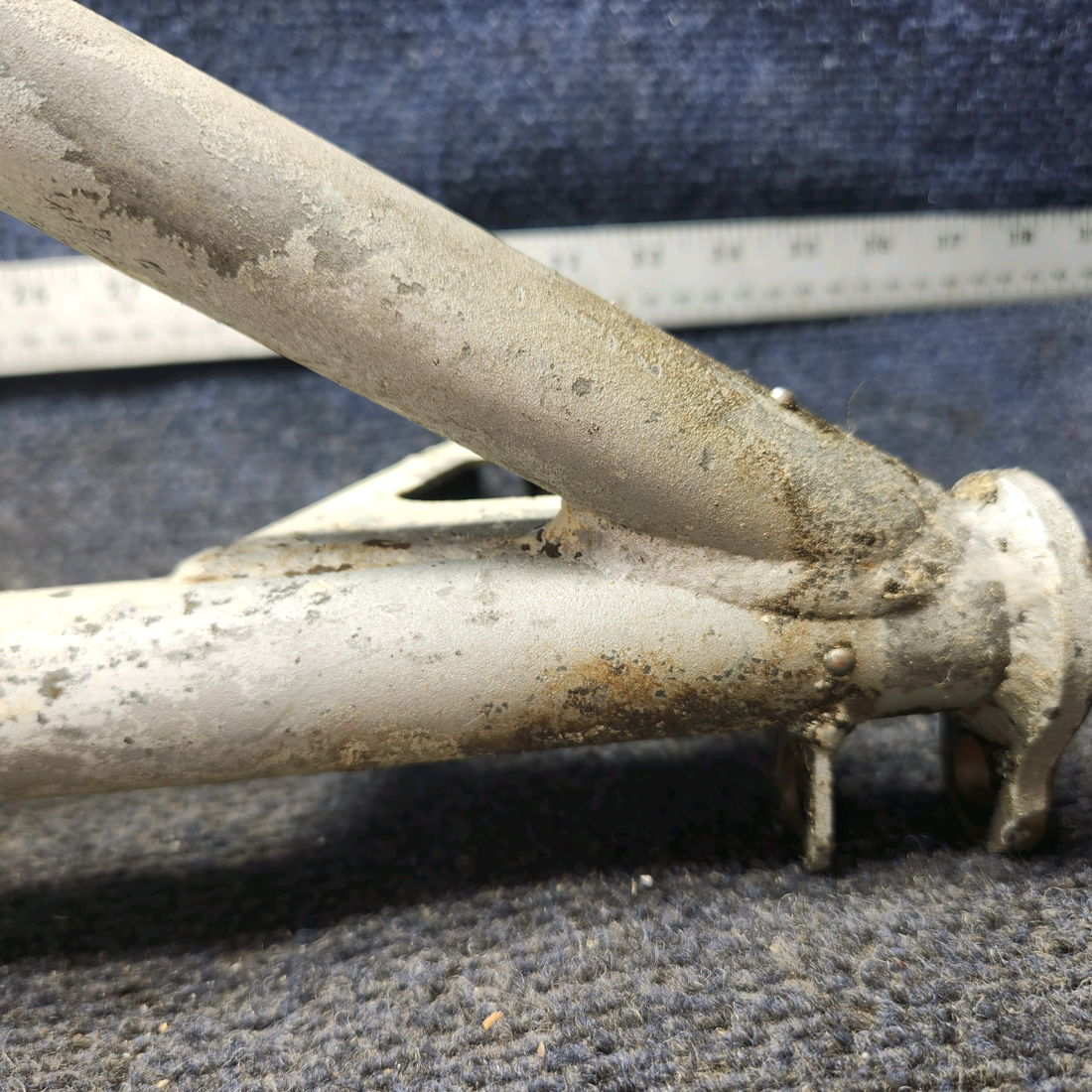 Used aircraft parts for sale, 35-815102-1 Beechcraft F35 Main Gear Brace Assy - RH