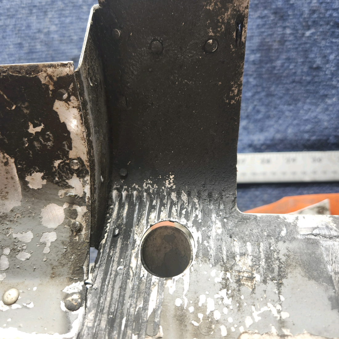 Used aircraft parts for sale, 99589-000 Piper PA28-140 Front Baffle - LH