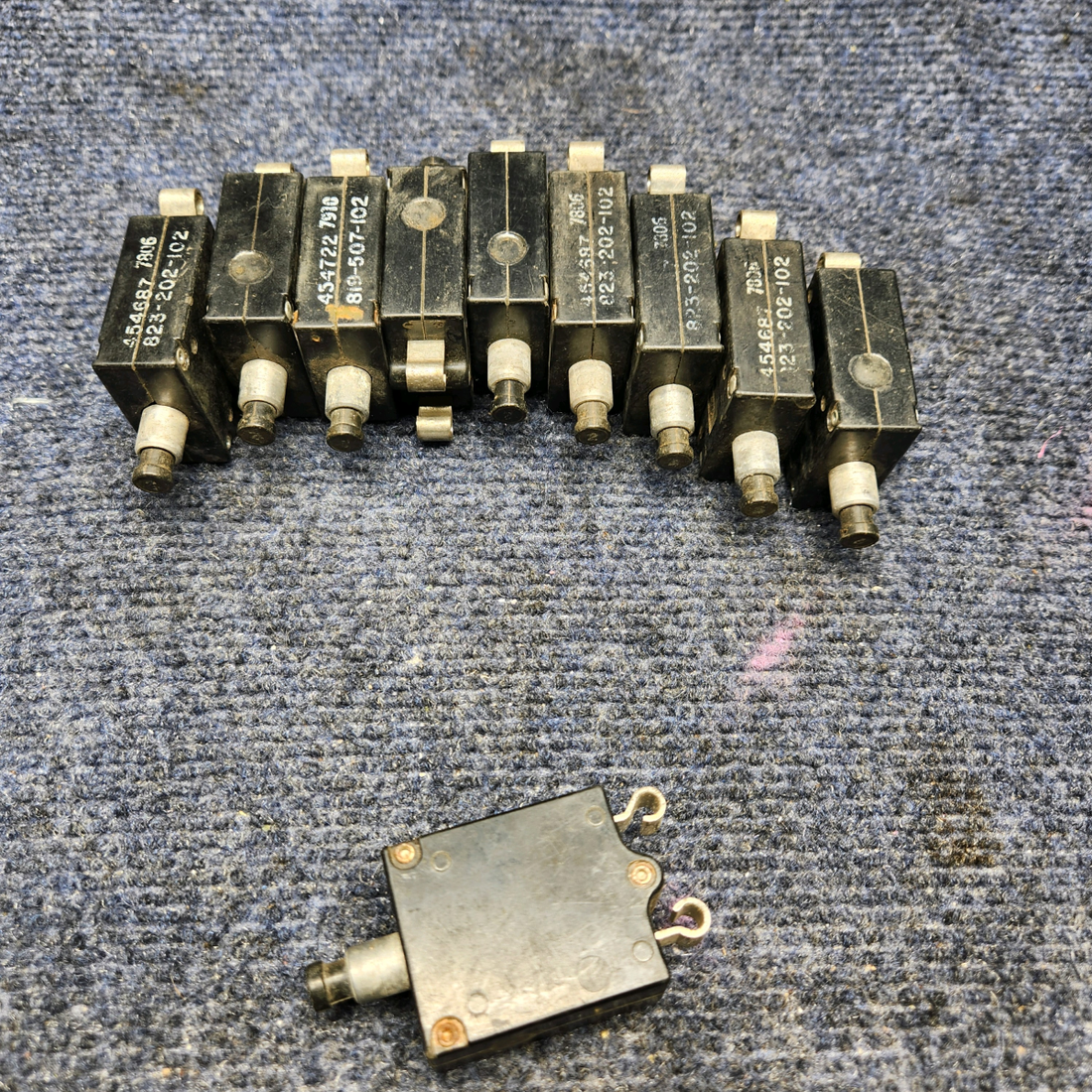 Used aircraft parts for sale, 823-202-102 Wood Piper pa-31T AMF BREAKER 2 AMP " PRICE PER EACH"