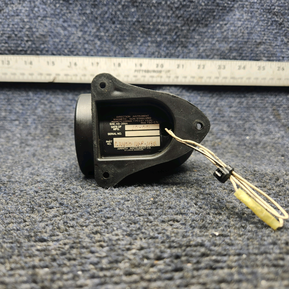 Used aircraft parts for sale, C2400L4P1B Airpath Beechcraft F33A COMPASS ASSEMBLY LIGHTED (VOLTS: 14)