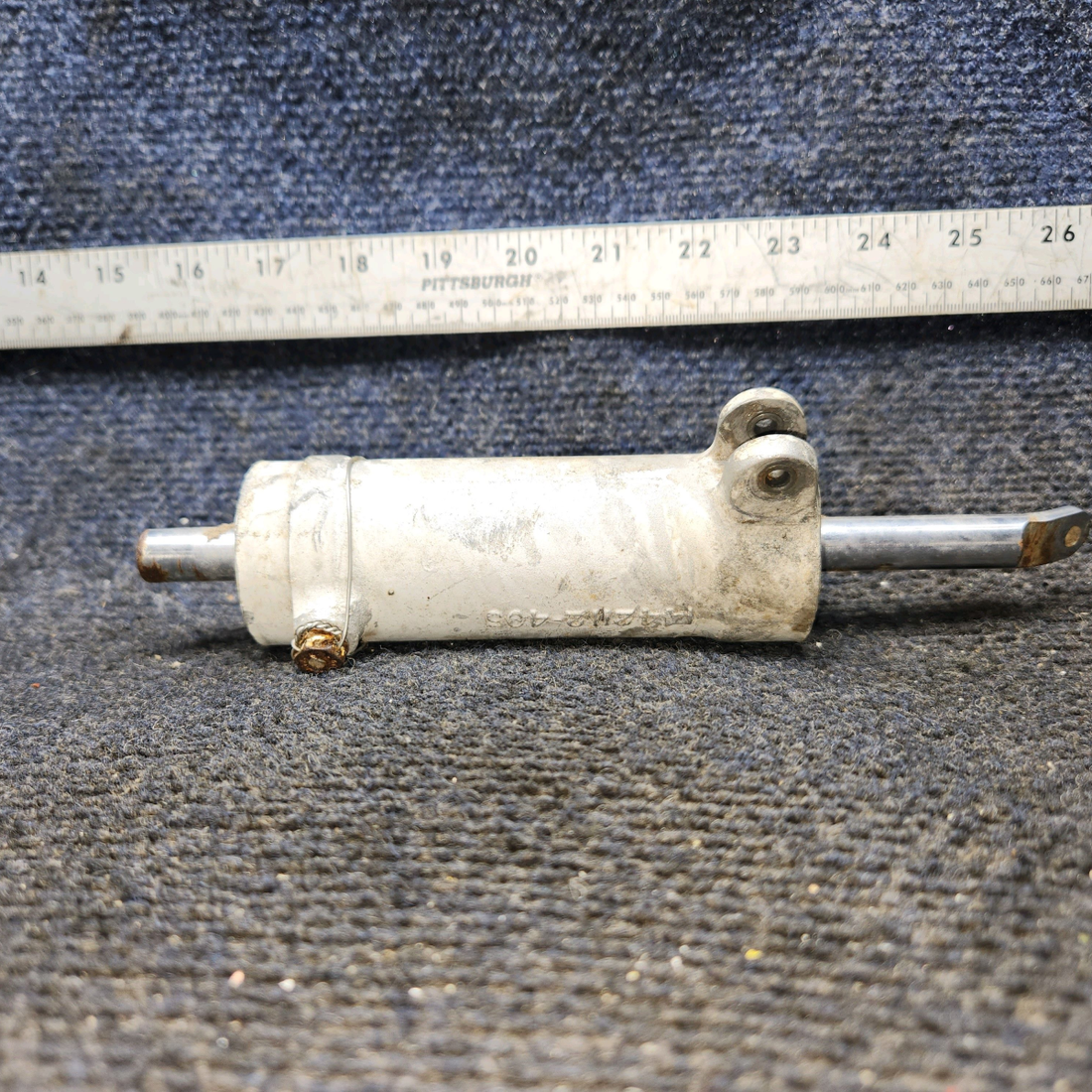 Used aircraft parts for sale, 0542119-4 Cessna 182G Shimmy Dampener Assembly