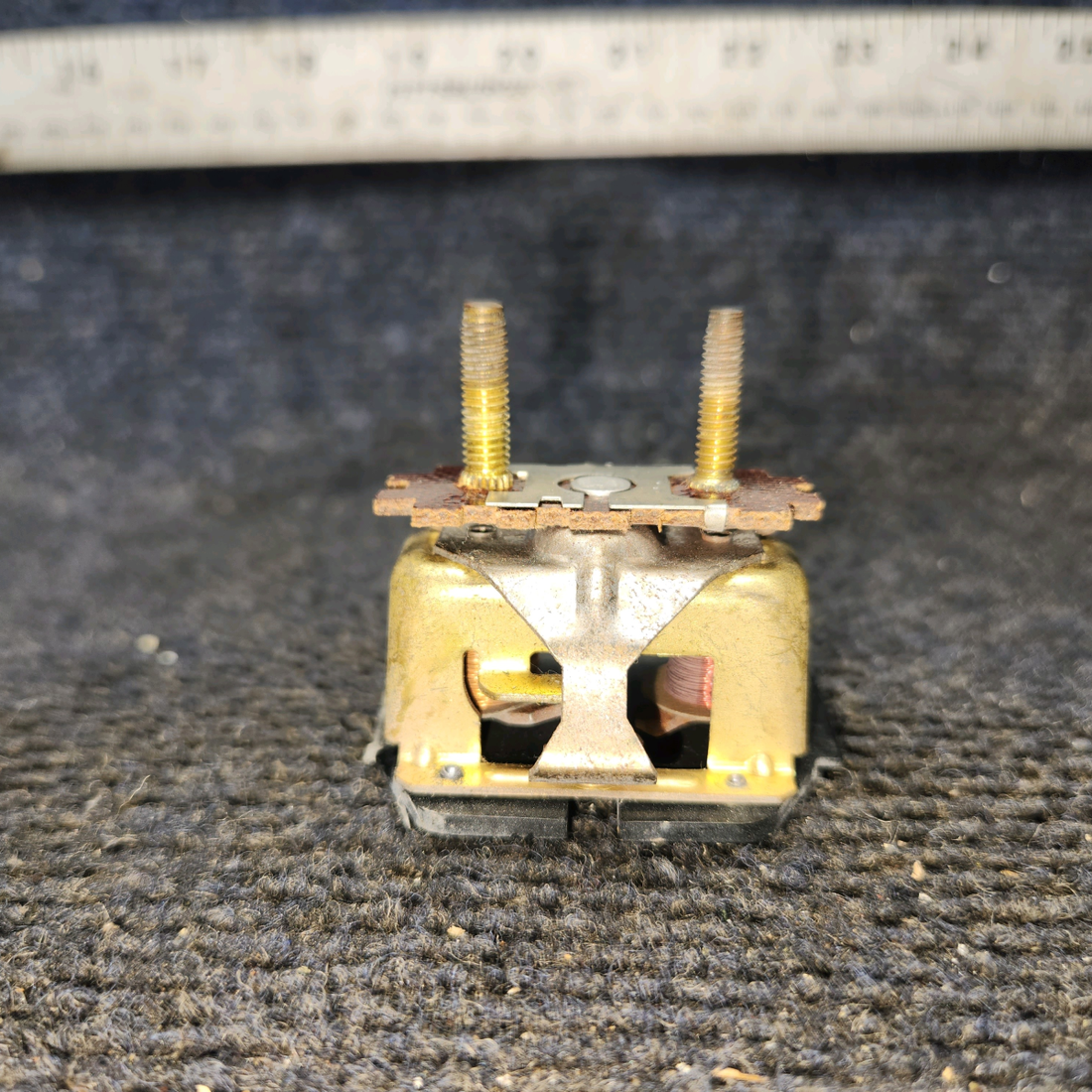 Used aircraft parts for sale, 5640180 Stewart-Warner Bellanca 17-30 Fuel Gauge Indicator (12v)