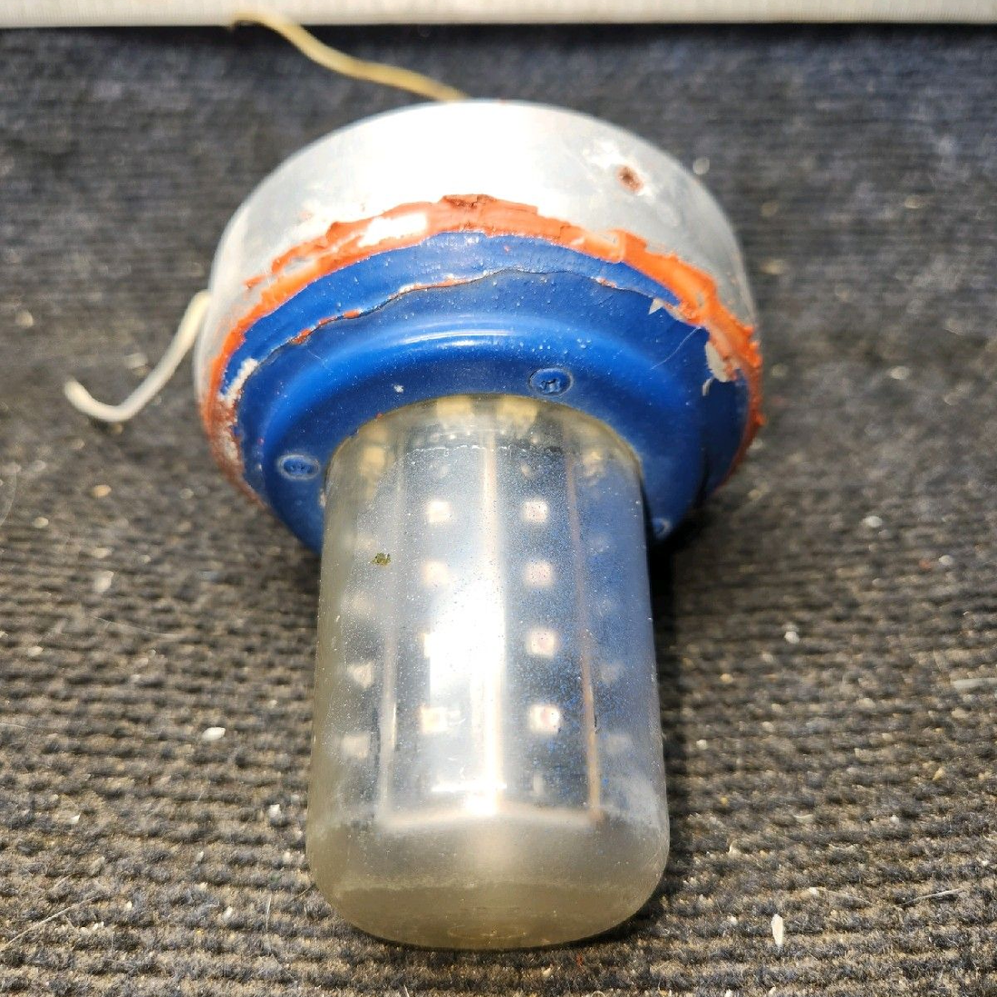 Used aircraft parts for sale, 01-0771080-55 piper PA-28-181 Red Beacon Light  - 14 V