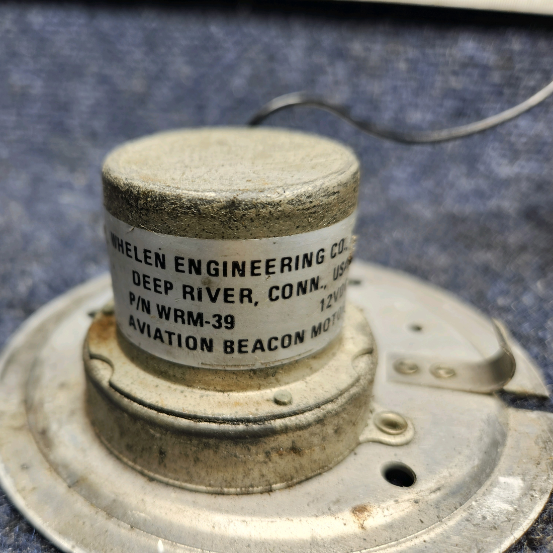 Used aircraft parts for sale, WRML WHELEN MOONEY M20J ROTATING BEACON ASSEMBLY (VOLTS: 12) "CORE"