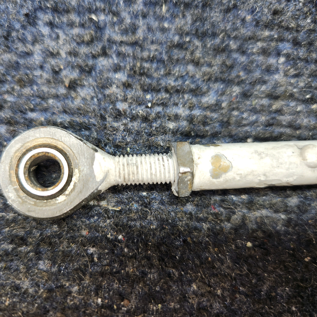 Used aircraft parts for sale, 35-815056-2 BEECHCRAFT 95-55B Main Landing Gear Door Tube – Price per Each