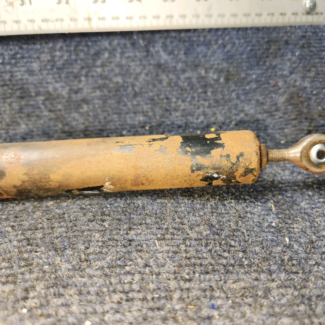 Used aircraft parts for sale, 38151-000 Piper PA32RT-300 Nose Wheel Steering Rod Assembly