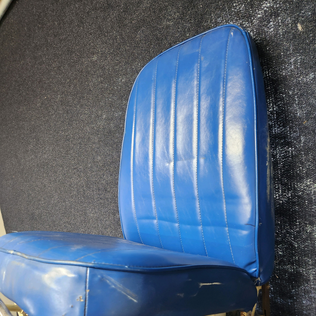 Used aircraft parts for sale, 0514142-1 cessna 172N Infinite Adjust Pilot Front Seat Assembly