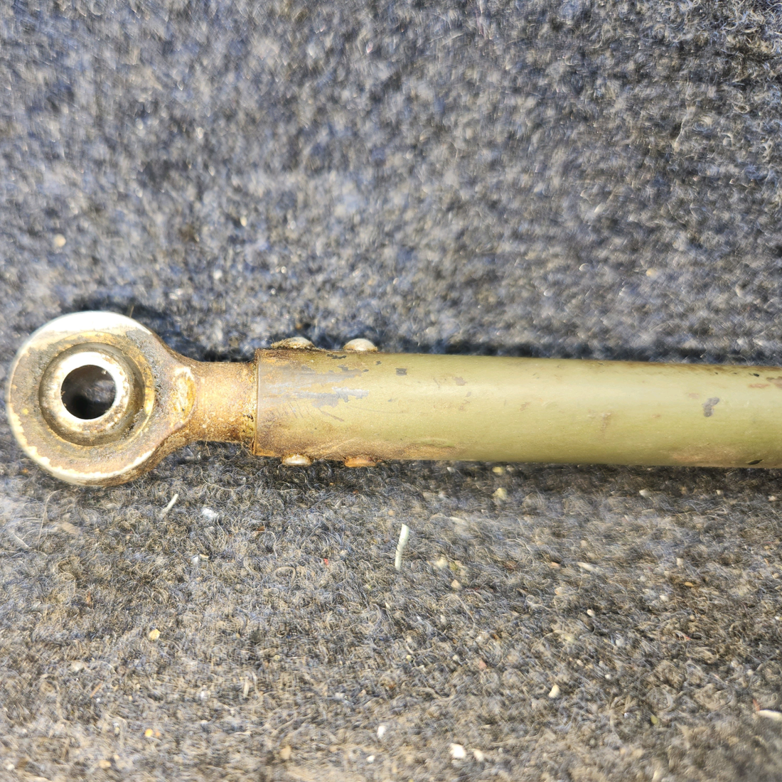 Used aircraft parts for sale, 0760634-1 Cessna 182G Elevator Control Tube Assembly