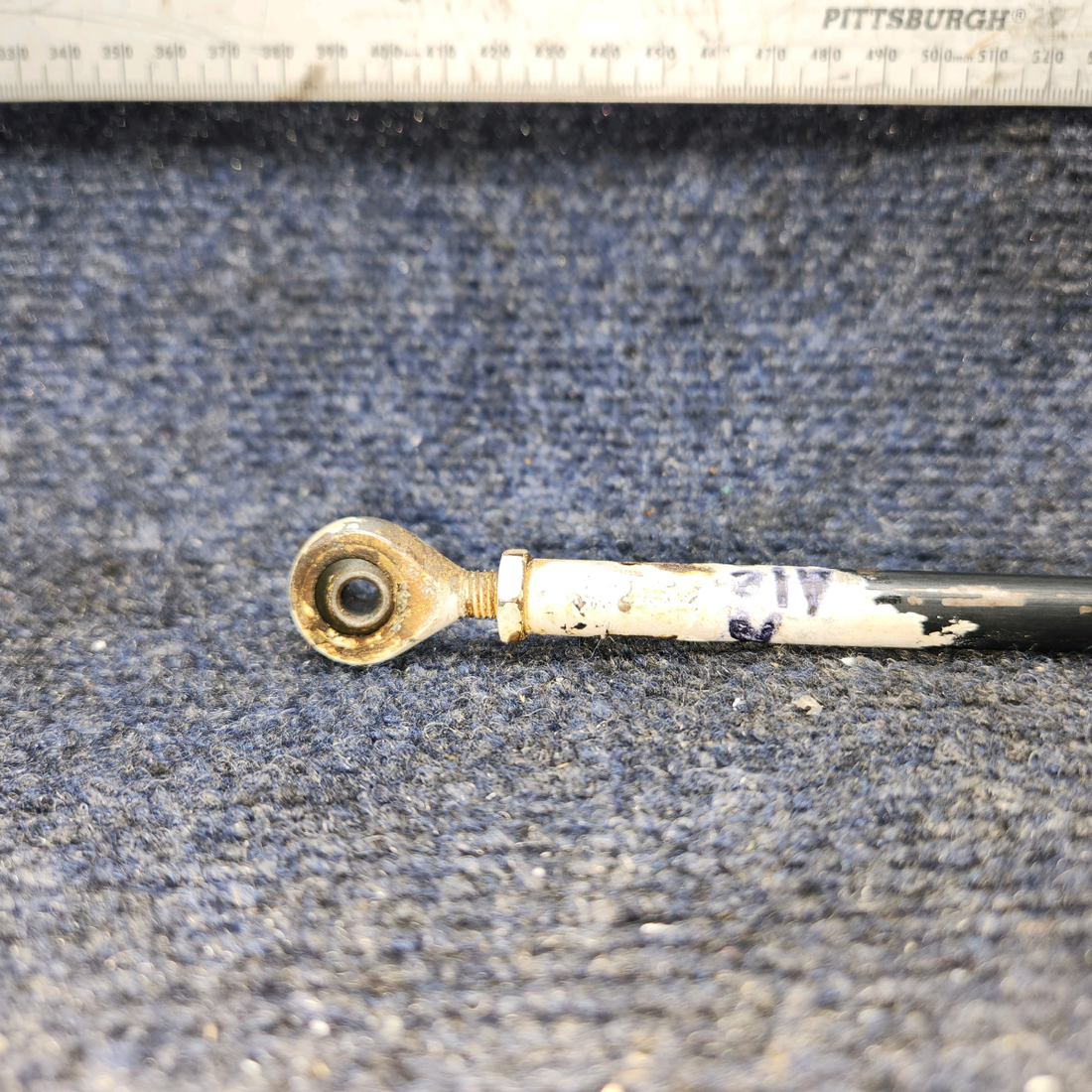 Used aircraft parts for sale, 62766-000 Piper PA28-140 Aileron Rod Assembly