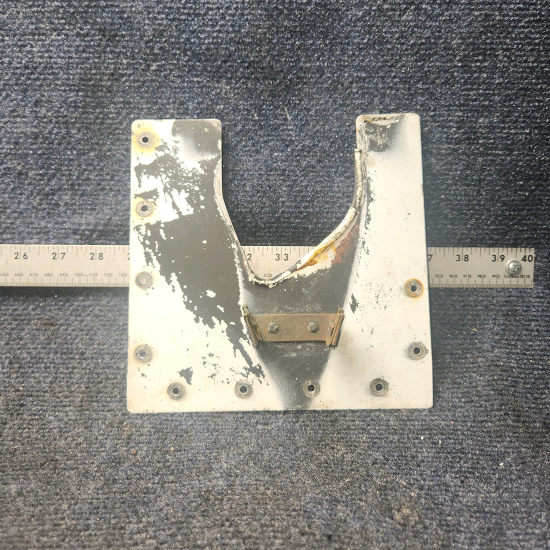 Used aircraft parts for sale, 63339-001 PIPER PA28-140 Plate Assy MLG RH