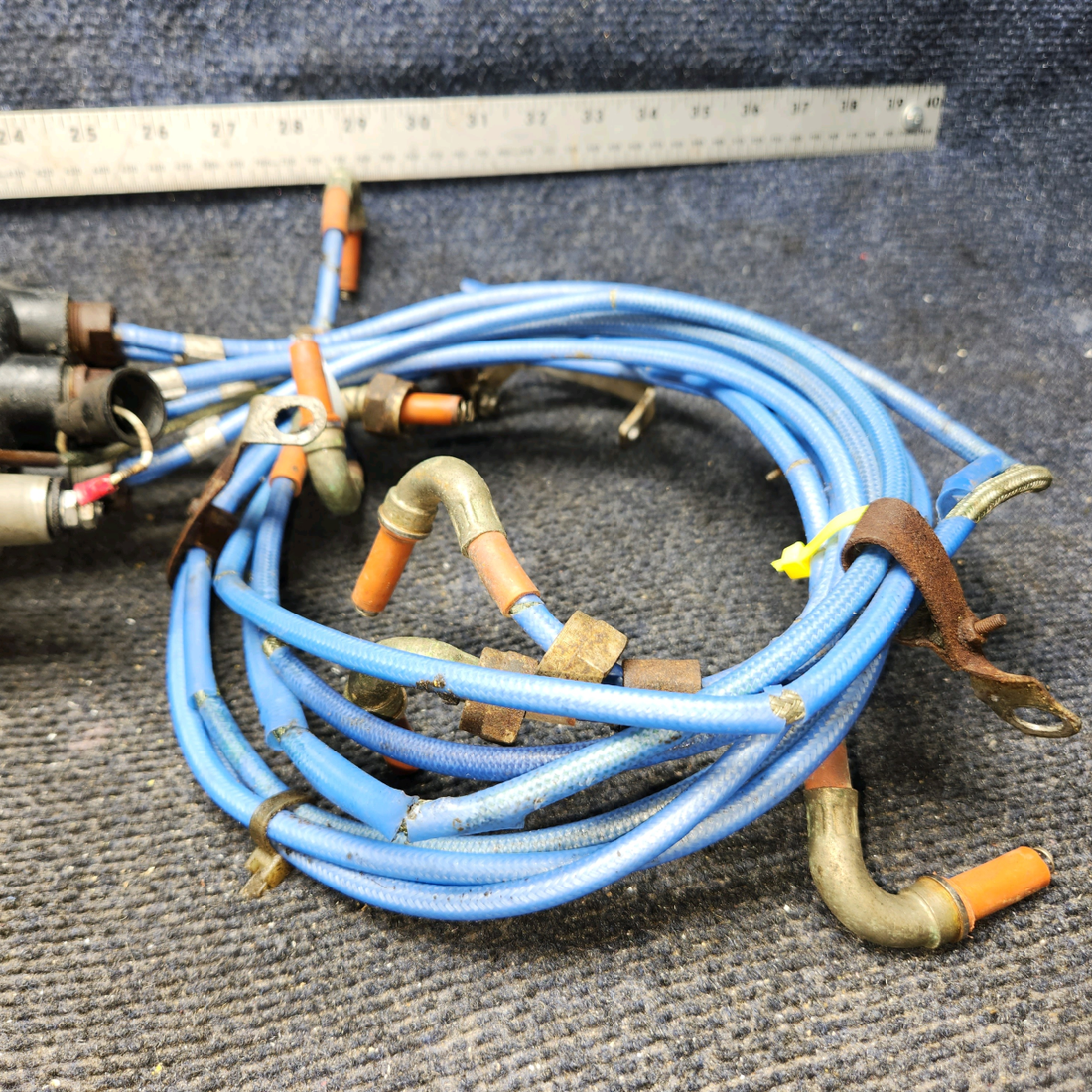 Used aircraft parts for sale, 664, 530603 Continental C125, C145 & O300 Cessna 172F Slick Magneto With Gear