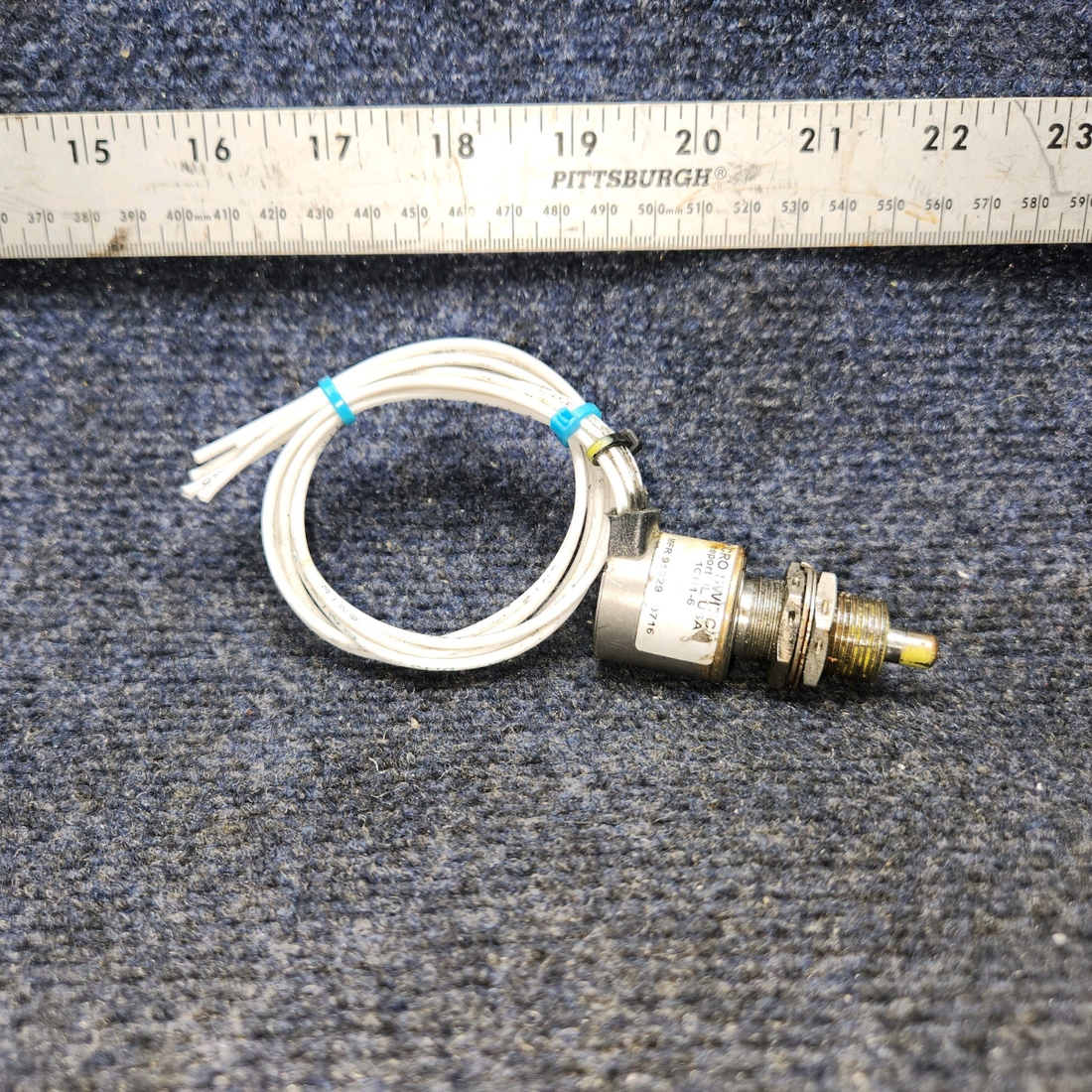 Used aircraft parts for sale, 1CH1-6 Beechcraft A24R Micro Switch Gear Limit Switch