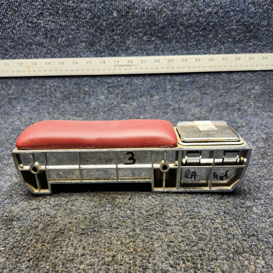 Used aircraft parts for sale, 66710-017 Piper PA32RT-300 ARMREST ASSY MIDDLE RH / AFT RH W/ ASH TRAY